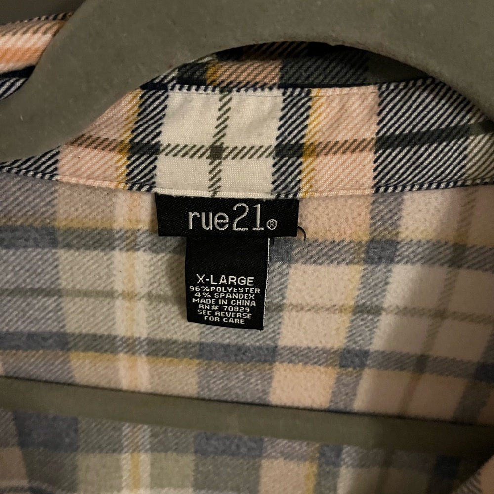 Plaid Button-Up Shirt - Picture 4 of 7